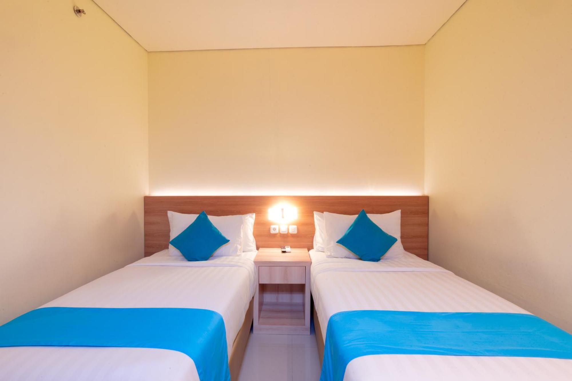 Zasgo Hotel ラブハン・バジョ エクステリア 写真